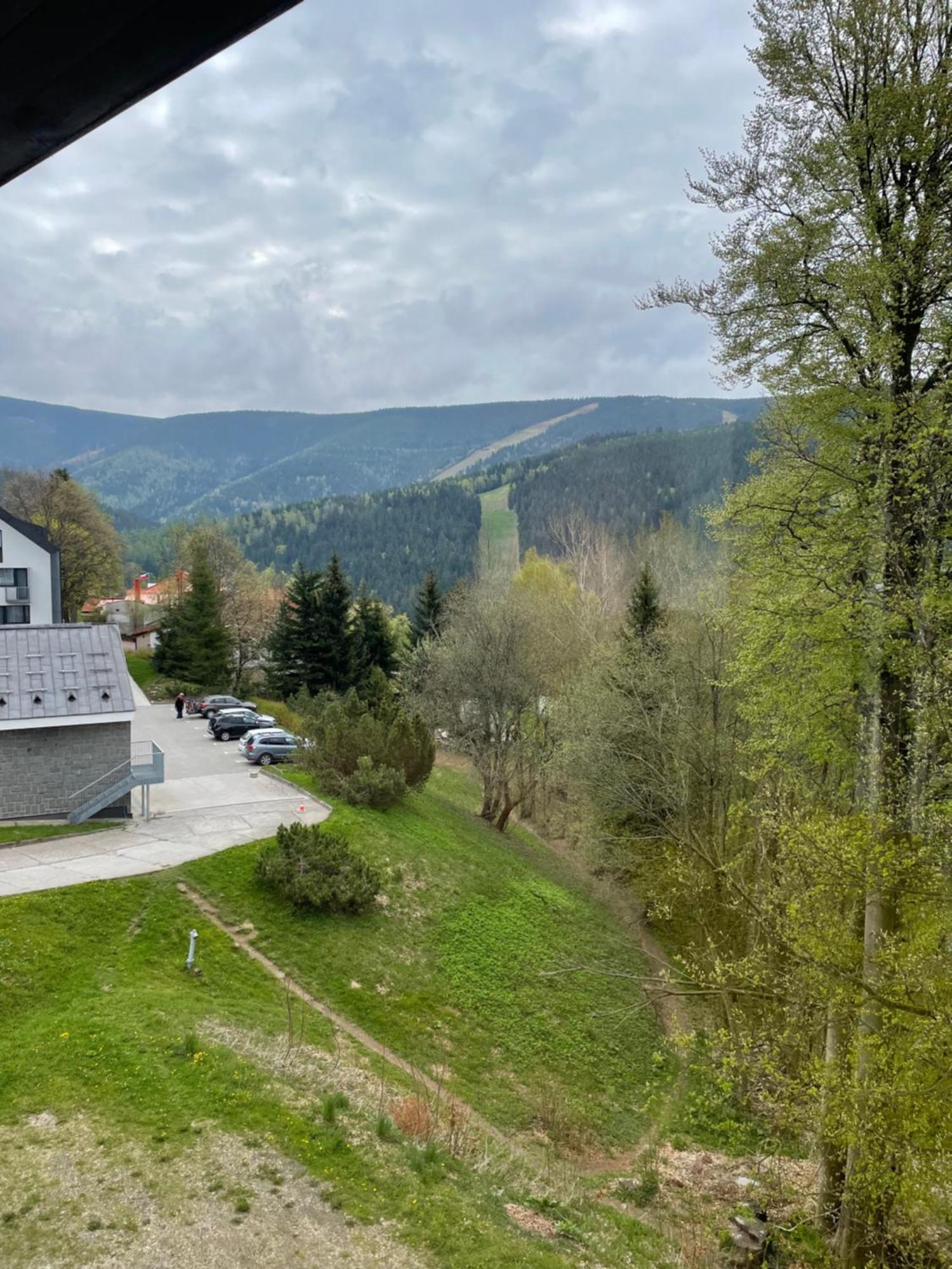 King Size Apartman Pension Monika Špindlerŭv Mlýn Dış mekan fotoğraf